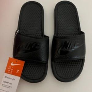 Nike black on black slides sandals 7 NWT and box